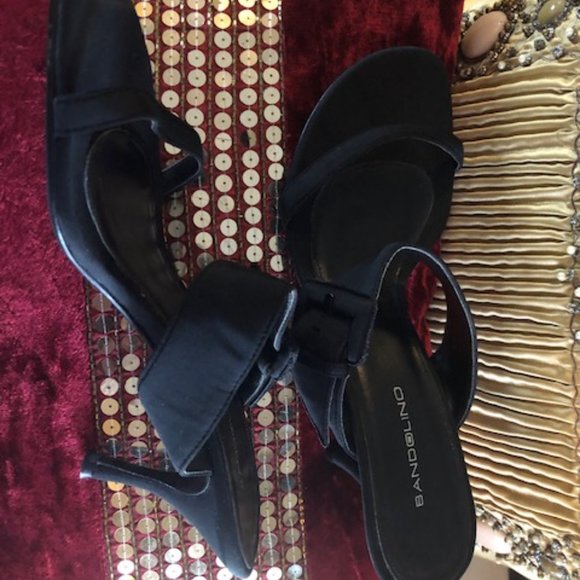 Bandolino Black Fabric Slip On Sandal Size 9 - Picture 8 of 13